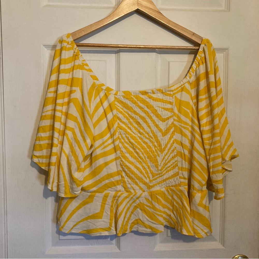 11 Honore Zebra Stripe Flutter Sleeve Faux Wrap C… - image 3